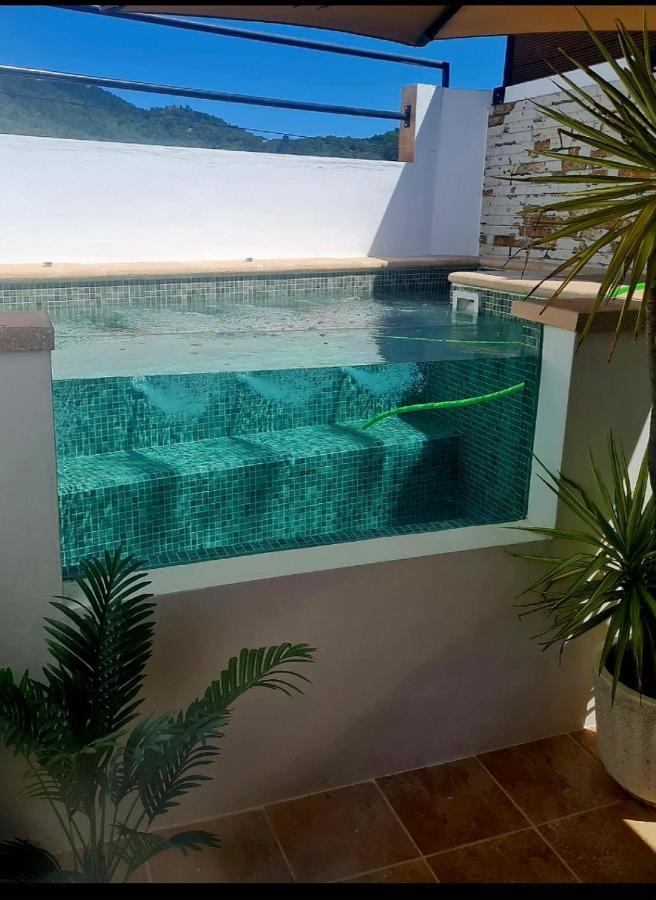 La Casa Junto Al Sendero Del Rio & Piscina # Aire Acondicionado Villa Los Romeros Kültér fotó