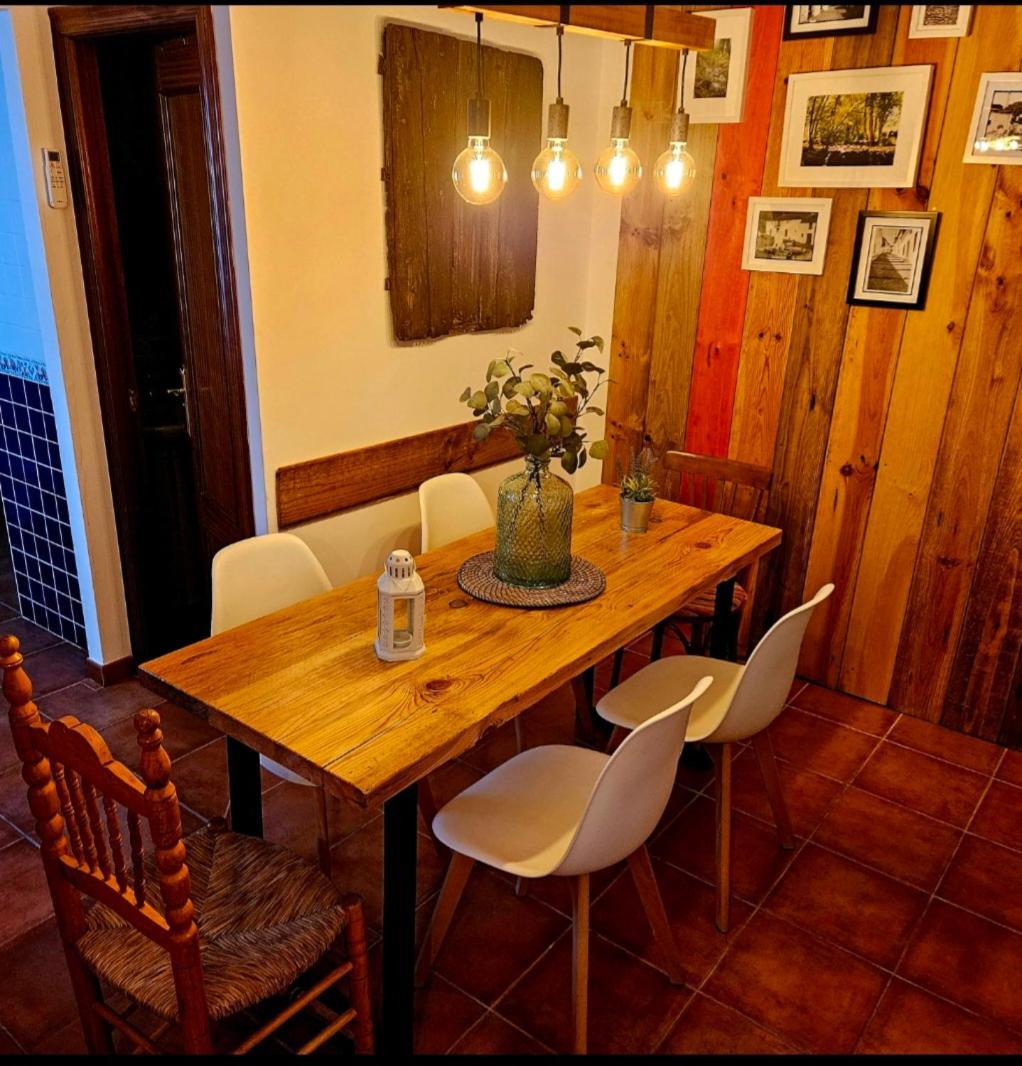 La Casa Junto Al Sendero Del Rio & Piscina # Aire Acondicionado Villa Los Romeros Kültér fotó